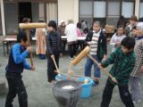 餅つきの様子